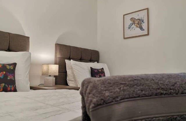 BOOM! Stay in the City