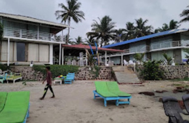 Boomerang Beach Resort Goa