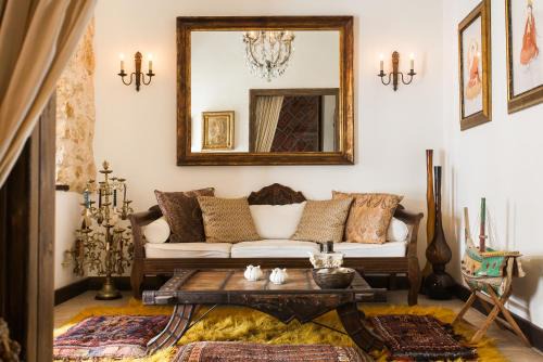 Boutique Rustic Apartment with Amazing Terrace