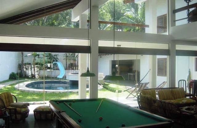 BEAUTIFUL HOUSE, 7 SUITES, TENÓRIO UBATUBA BEACH, POOL AND SAUNA