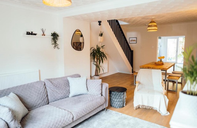 Bradley's Hideaway With Private Garden