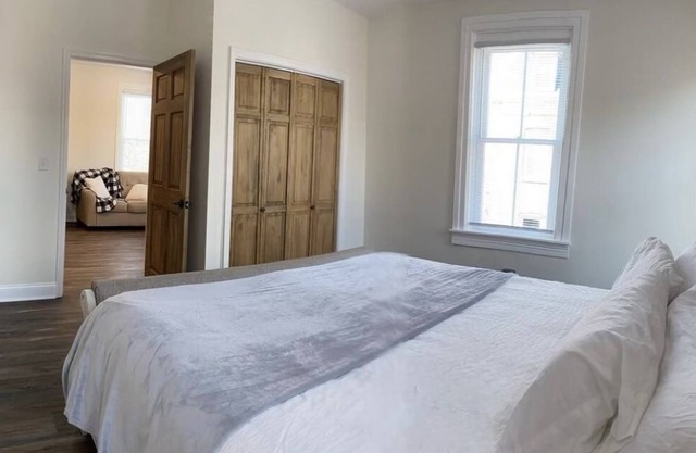 Brand New 1 Bedroom Apt w/Off Street Parking 3