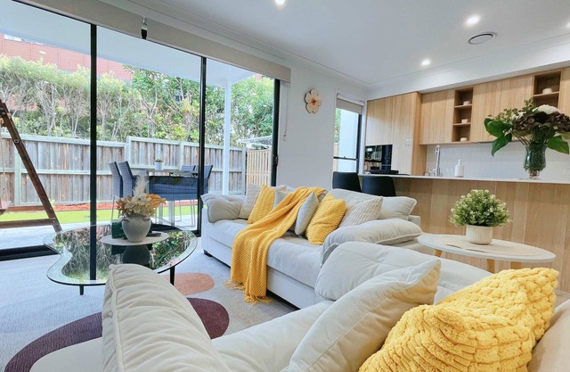 Brand New, 3BR Modern Comfort Oasis,WIFI,Parking