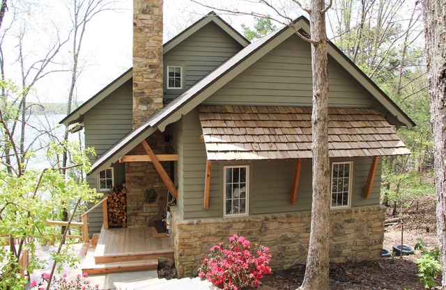 Brand new 4/3 home on Beautiful Smith Lake Alabama