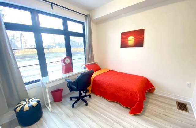 Brand New 4-Bedroom 4-BathroomTownhome in Vaughan near Canada Wonderland