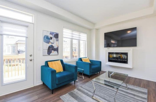 BRAND NEW 4BR Home in Waterdown