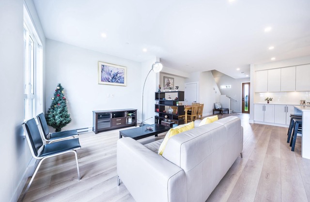 Brand new beautiful townhome in Tsawwassen