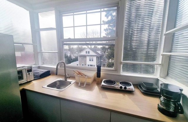 Brand New Efficiency Apartment in Charming Elkins Park