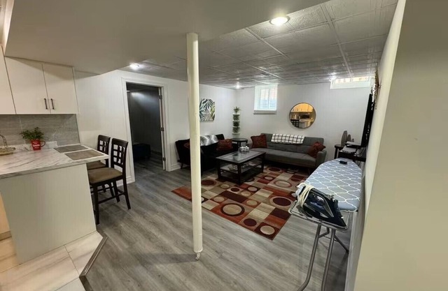 Brand New Guest Suite near 407/401 Airport