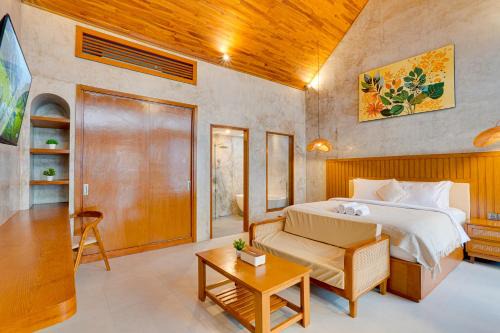 BRAND NEW! Honeymoon Villa Sandat LaLuxe A6 Sanur