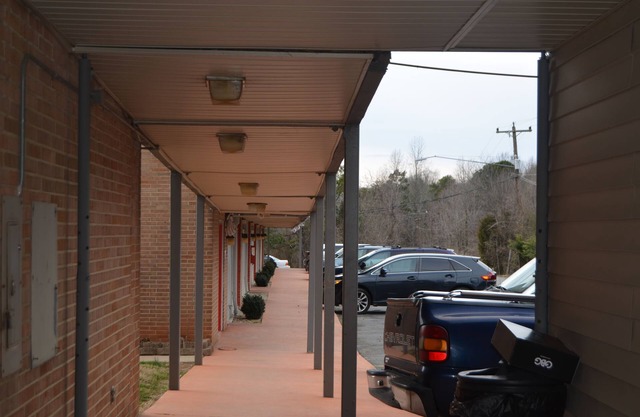 Bravo Inn Greensboro