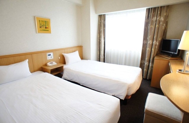 Breakfast included Economy twin nonsmoking 18/Osaka Ōsaka