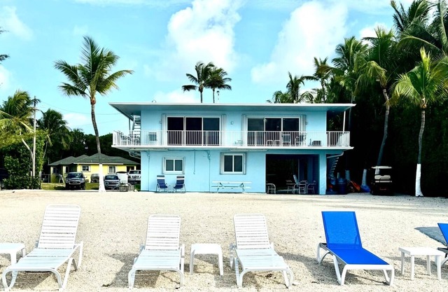 Breathtaking ocean views for your Paradise vacations