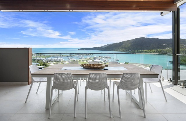Breathtaking views and stunning amenities in the heart of Airlie Beach