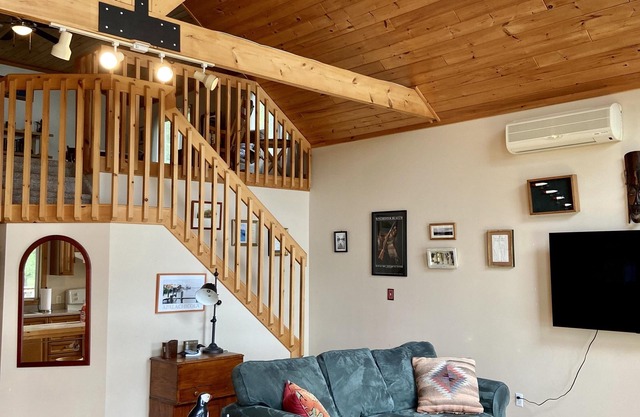 Breathtaking views at Cardinal Lakehouse, Gananoque (Eastern Ontario)