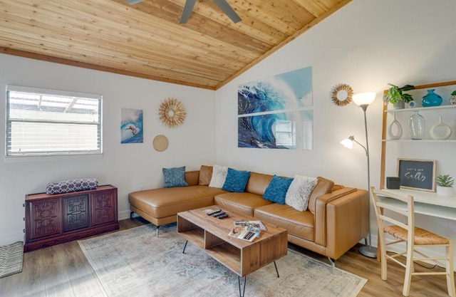 Breezy Cape Canaveral Townhome about 1 Mi to Beach!