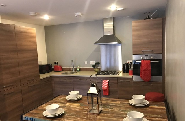 Brentwood Executive Suite