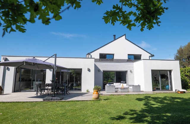 Bright 180m2 house near the Gulf of Morbihan