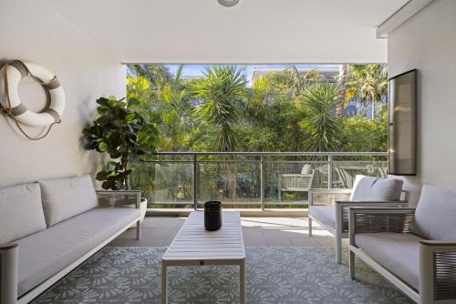 Bright 2-Bed Apartment Near Narrabeen Beach