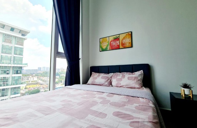 Bright 7 Guests Scott Garden Duplex 1 Room Old Klang Road, Taman Desa, Kuchai Lama, Bangsar South, Pearl Point, Mid Valley, Kuala Lumpur