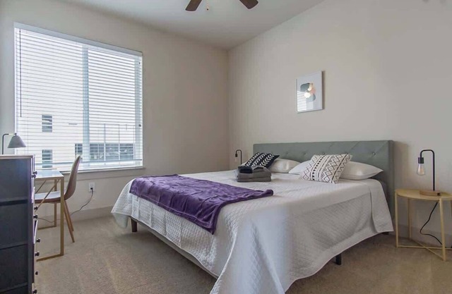 Bright and Clean 1BR King Suite | Pool, Parking +