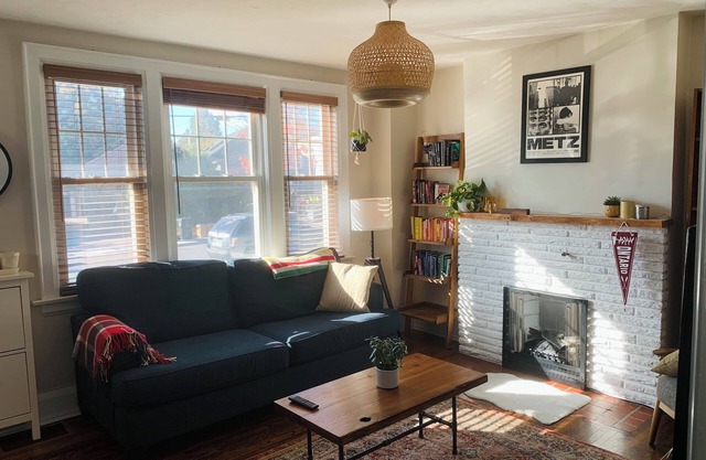 Bright and Cozy 2Br House