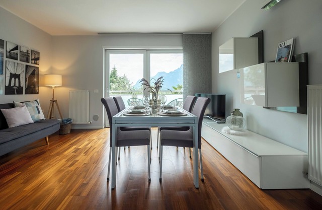 Bright and modern mountain view apartment just minutes from the center of Arco