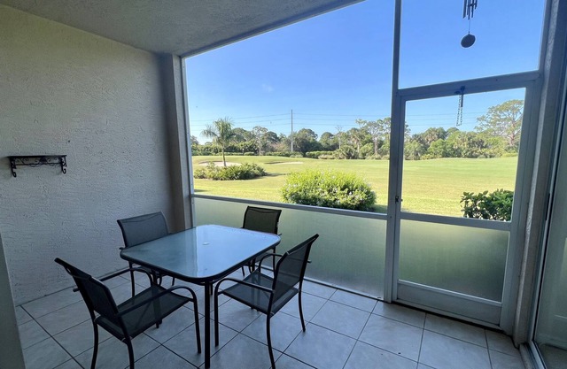Bright and Spacious Condo on Golf Course