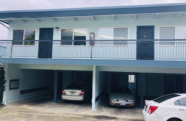 Bright and Sunny 1-BR conveniently located to major medical centers in Belmont