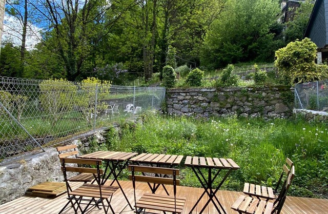 Bright apartment in Cauterets center with terrace and garage