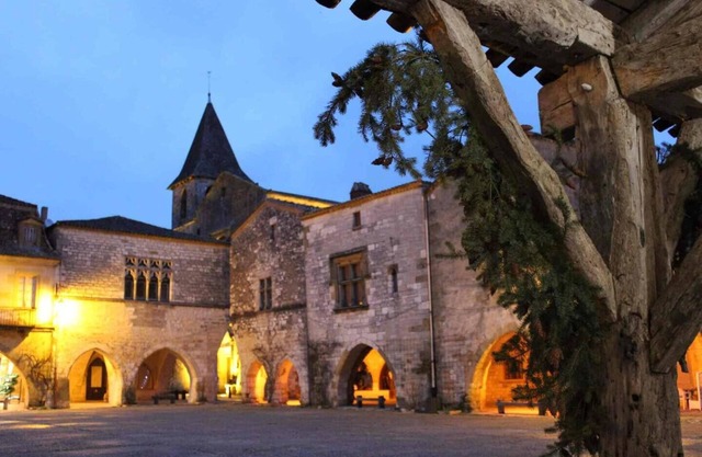 Bright apartment in Monpazier en Perigord