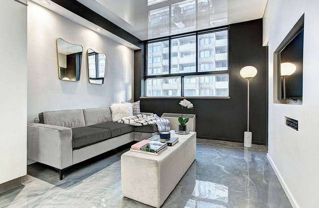 Bright Apartment with All Amenities