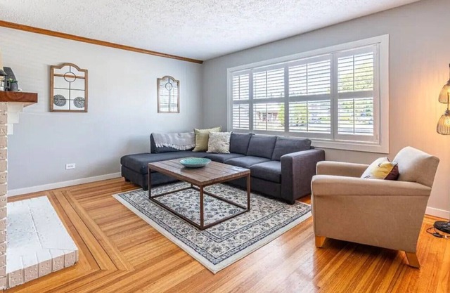 Bright & Cheerful Premium 2BR w/ WiFI & Parking