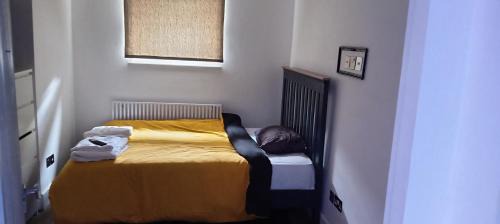 Bright Double Room w Private Bath Easy Access Free Breakfast