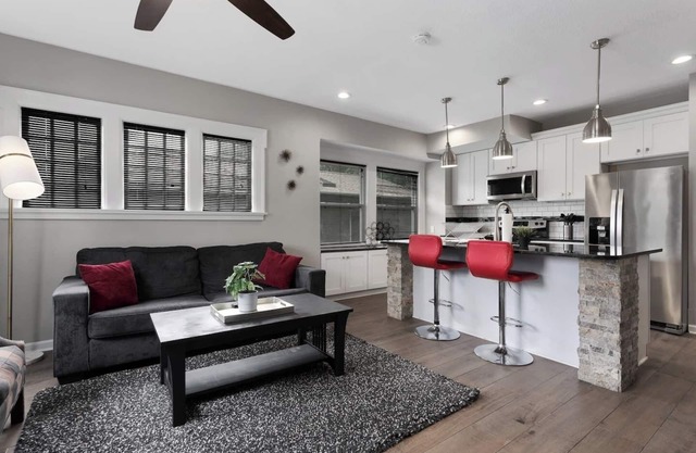Bright & Roomy 2BR | 1st Floor Retreat | #65