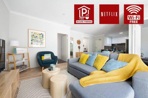 Bright Trendy 3br Apt - Walk To River & Shops