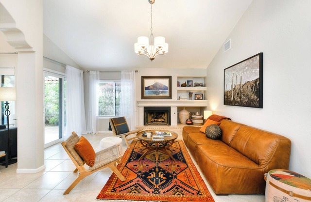 Bright Tucson home near golf & hiking with pool & spa - 30-night stay min.