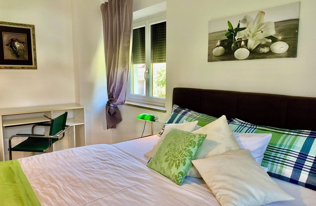 Bright vacation apartment on the second floor on the right