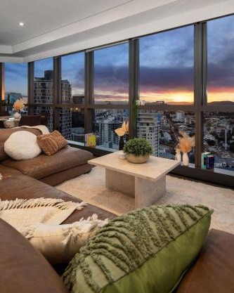 Brisbane CBD - Spectacular Views - Sleeps 6