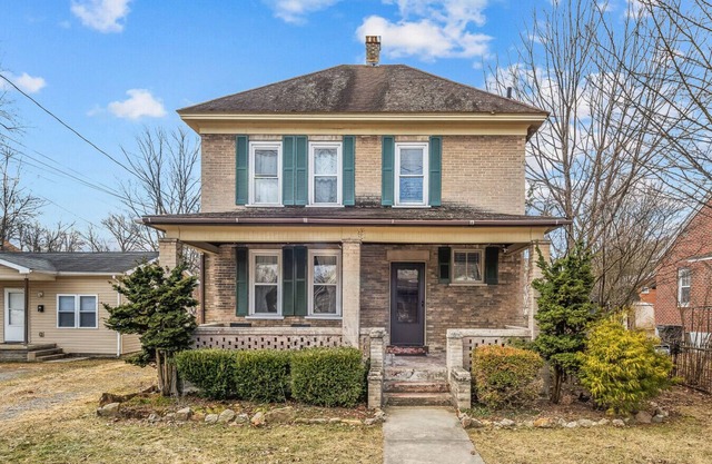 Broadway Cottage - Convenient location!
