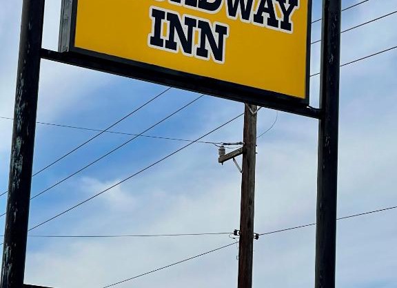 Broadway Inn Motel