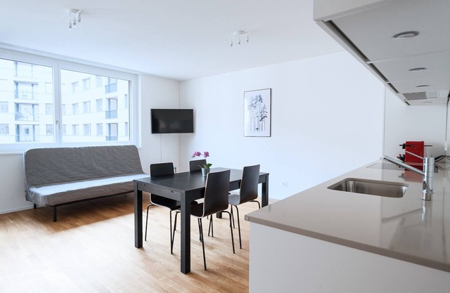BS Squirrel II - Messe HITrental Apartment