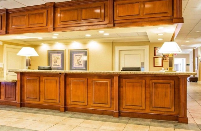 Budgetel Inn & Suites Atlanta