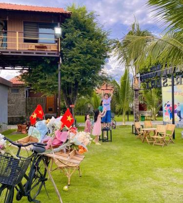 Bum King Resort Hồ Tràm