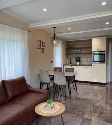 Bungalovi izvor Plive 2