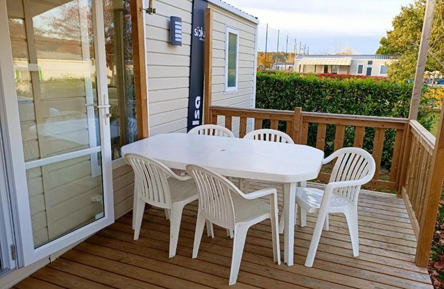 Bungalow charmant à Onzain avec piscine partagée