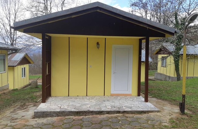 Bungalow for 2 persons in the perfect area of Kamena village