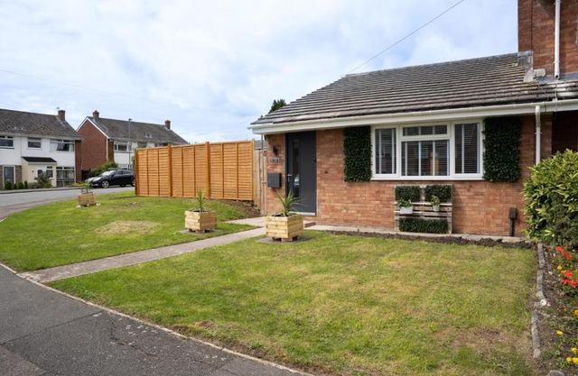 Bungalow in Keynsham