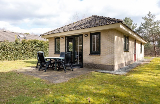 Bungalow in Veluwe with Infrared Sauna