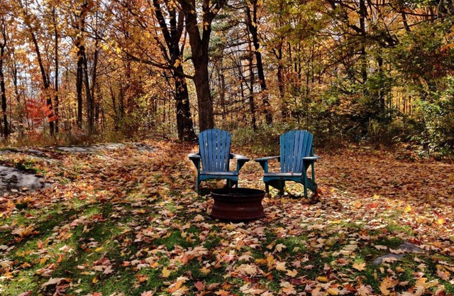 Bungalow-Style Cottage in Frontenac County